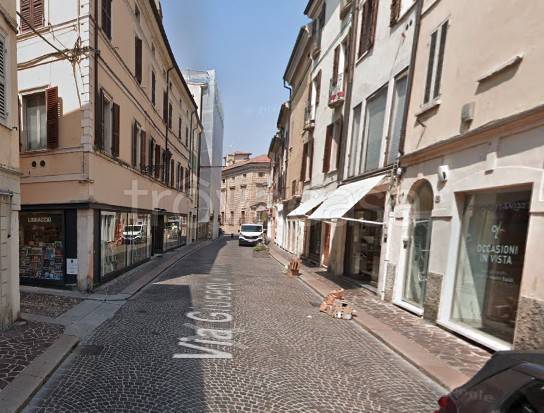 casa indipendente in vendita a Mantova in zona Centro Storico