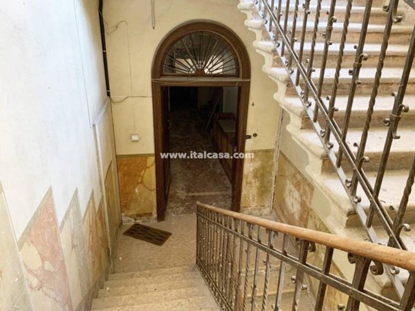 appartamento in vendita a Mantova in zona Centro Storico