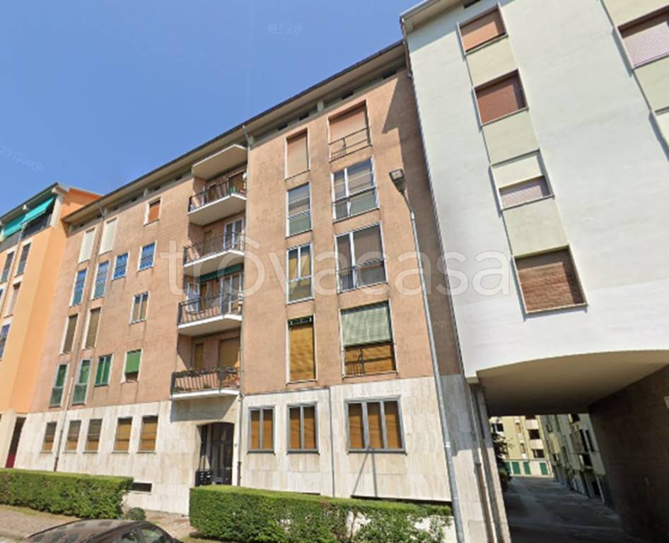 appartamento in vendita a Mantova in zona Valletta Paiolo
