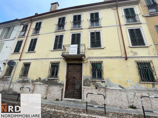 appartamento in vendita a Mantova in zona Corso Vittorio Emanuele II