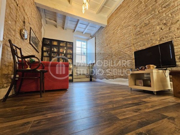 appartamento in vendita a Mantova in zona Centro Storico