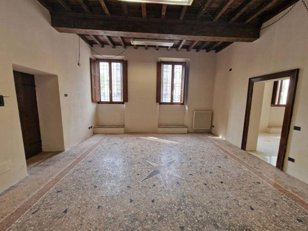 appartamento in vendita a Mantova in zona Centro Storico
