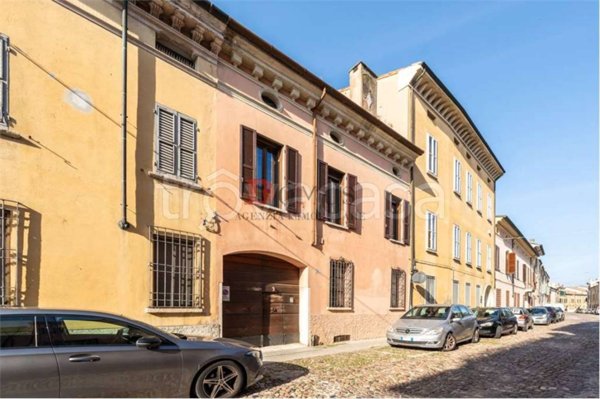 appartamento in vendita a Mantova in zona Corso Vittorio Emanuele II