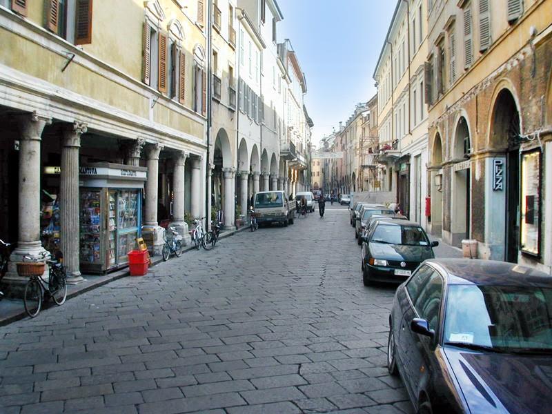 appartamento in vendita a Mantova in zona Centro Storico
