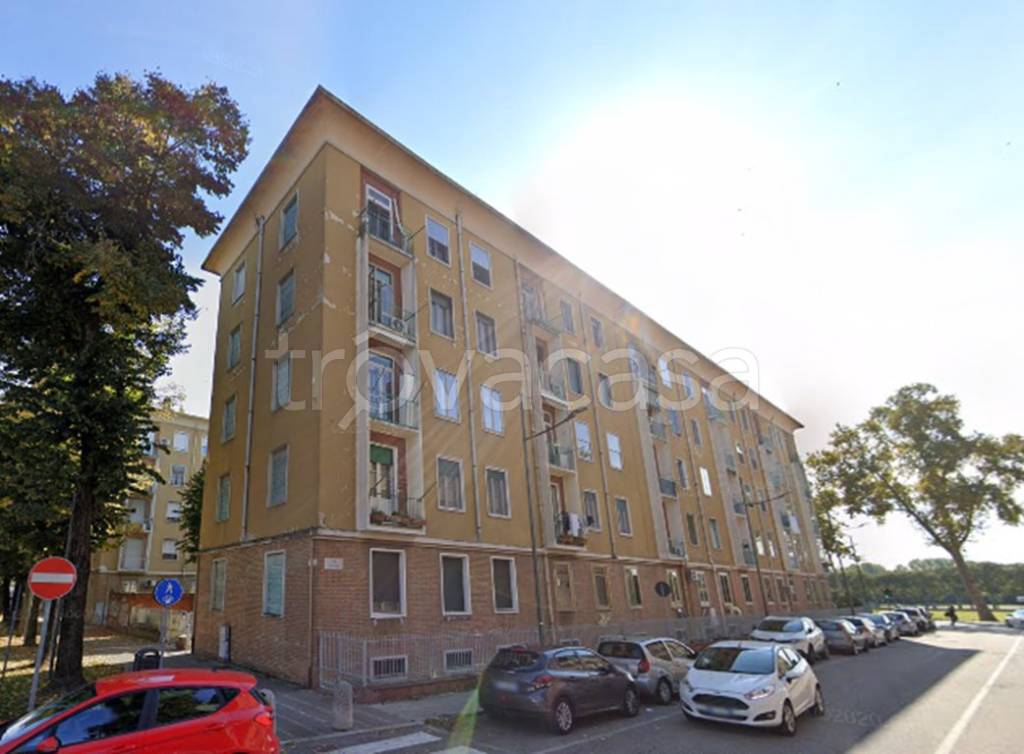 appartamento in vendita a Mantova in zona Viale Risorgimento