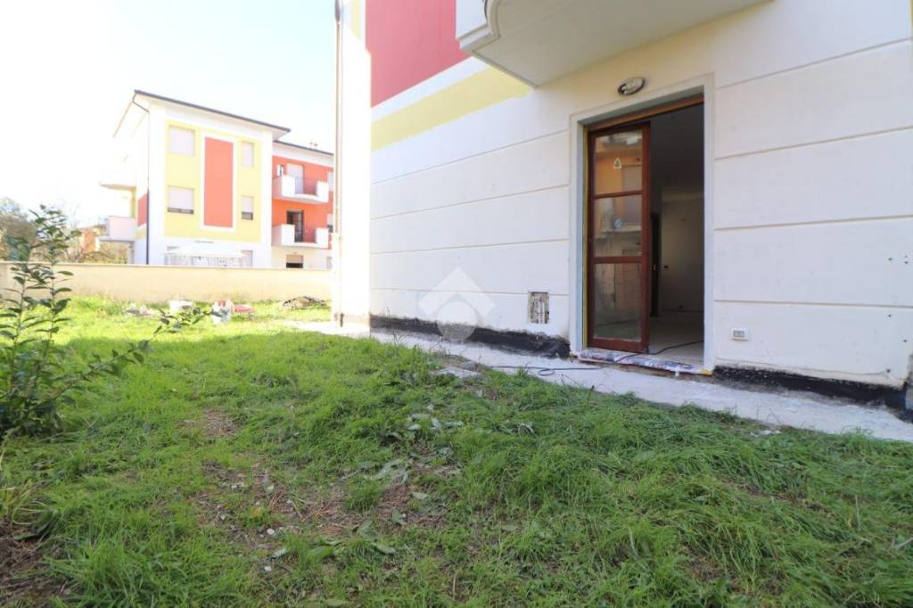 appartamento in vendita a Mantova in zona Cittadella