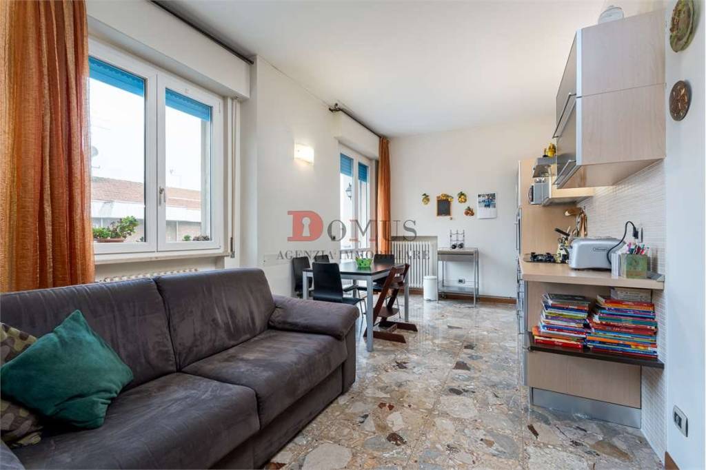 appartamento in vendita a Mantova in zona Corso Vittorio Emanuele II
