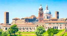 appartamento in vendita a Mantova in zona Centro Storico