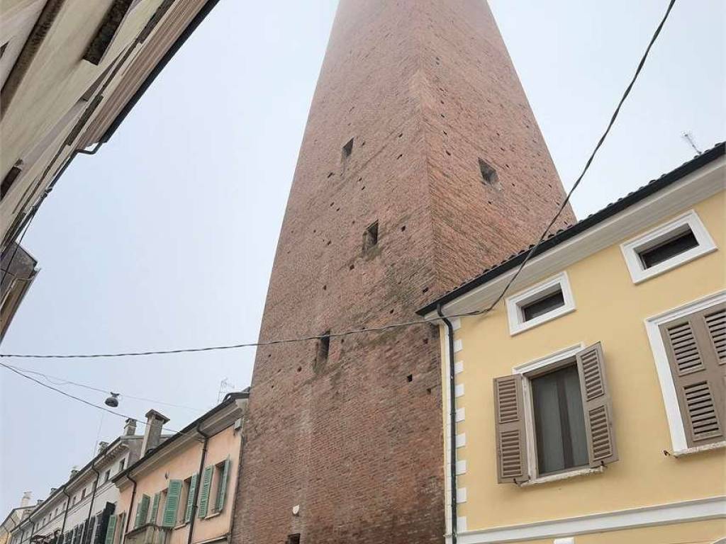 casa indipendente in vendita a Mantova