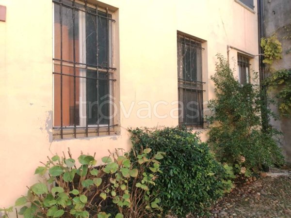 appartamento in vendita a Mantova in zona Corso Vittorio Emanuele II