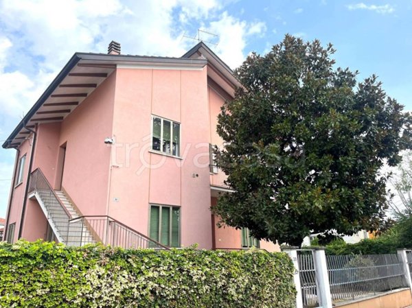 casa indipendente in vendita a Mantova in zona Chiesanuova