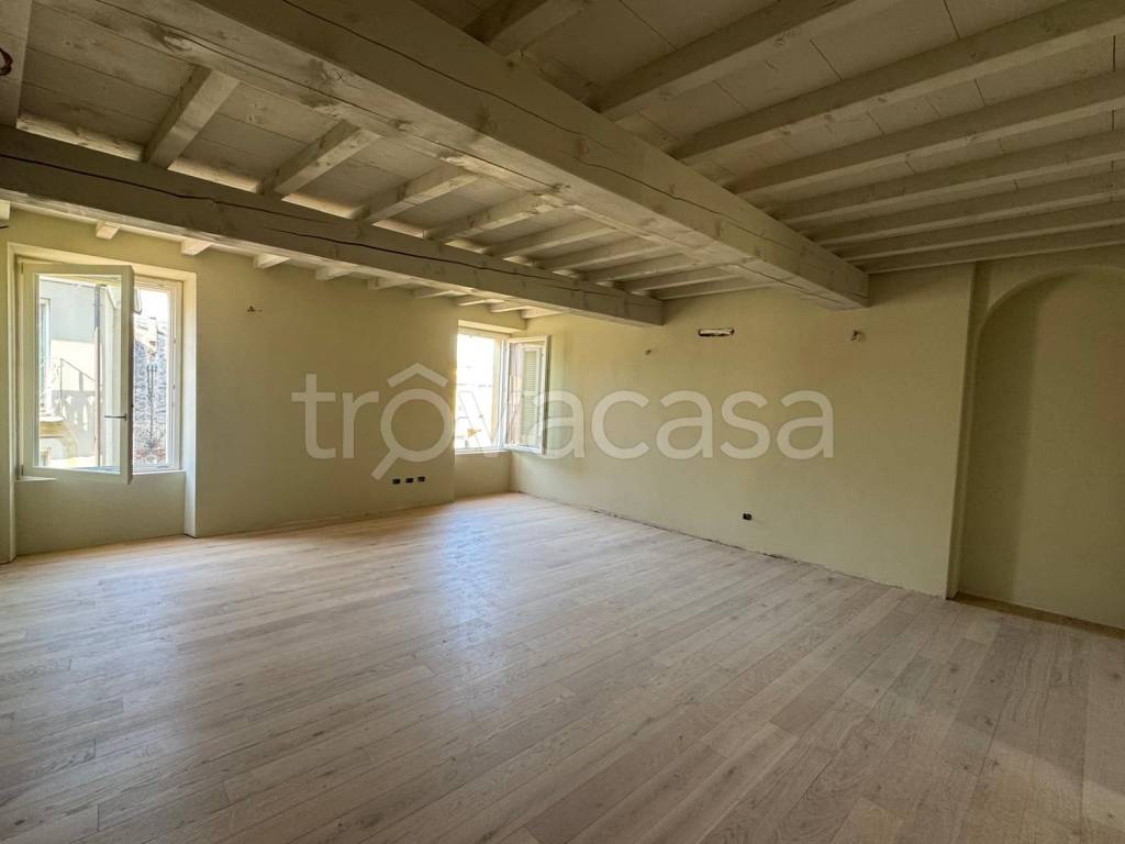 appartamento in vendita a Mantova in zona Centro Storico