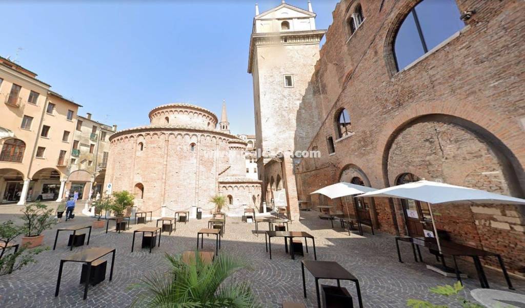 appartamento in vendita a Mantova in zona Centro Storico