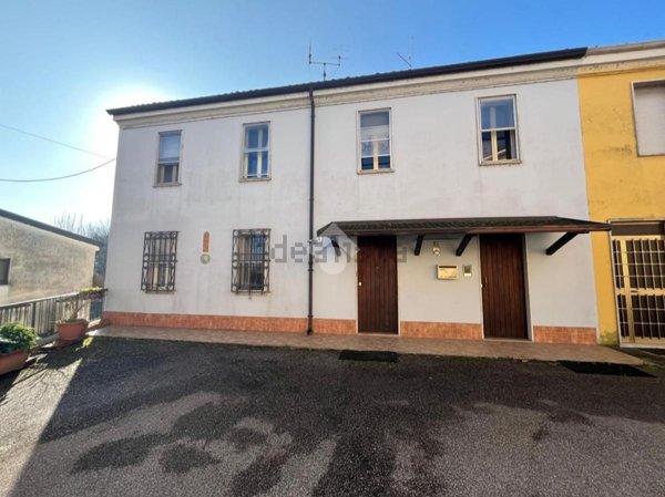 casa indipendente in vendita a Mantova in zona Formigosa