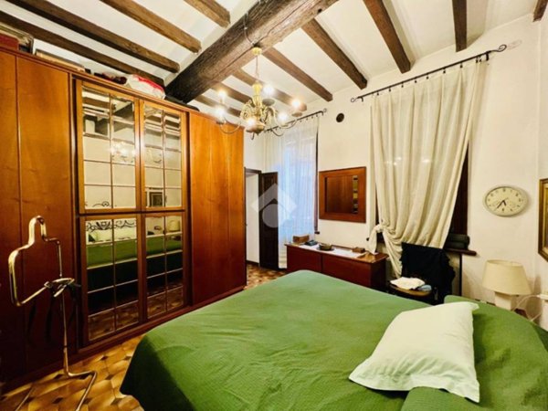 casa indipendente in vendita a Mantova in zona Centro Storico