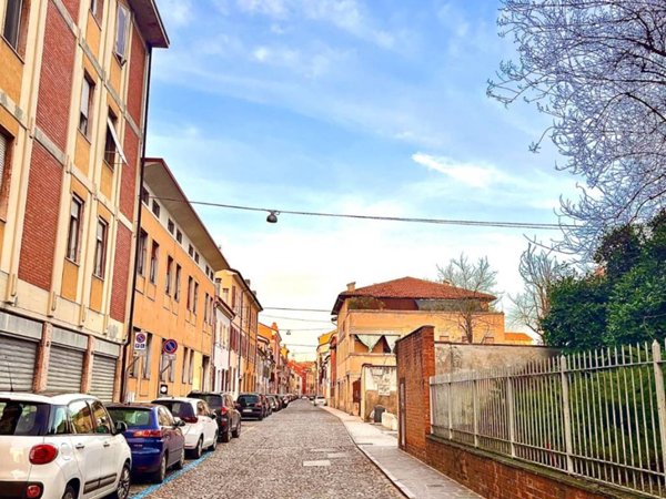 appartamento in vendita a Mantova in zona Centro Storico