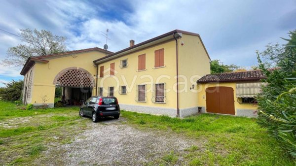 casa indipendente in vendita a Mantova