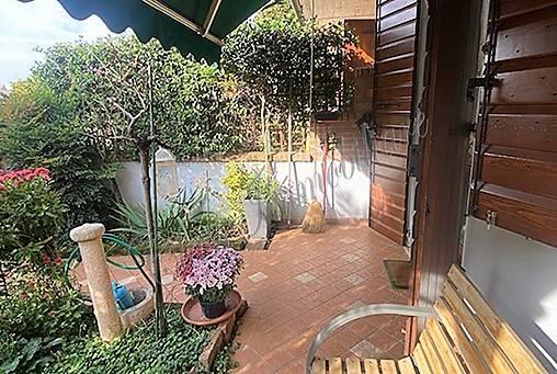 casa indipendente in vendita a Mantova