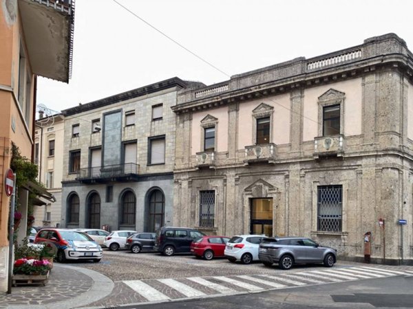 intera palazzina in vendita a Mantova in zona Centro Storico