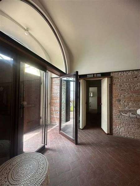 casa indipendente in vendita a Mantova in zona Centro Storico