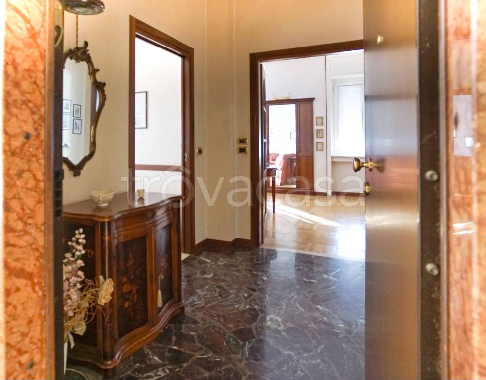 appartamento in vendita a Mantova in zona Centro Storico