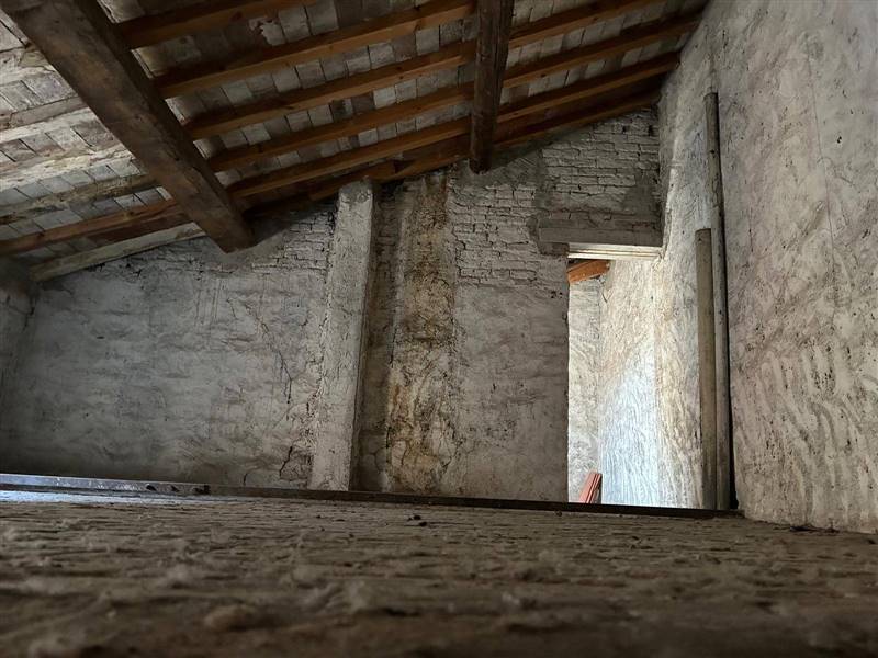casa indipendente in vendita a Mantova in zona Centro Storico