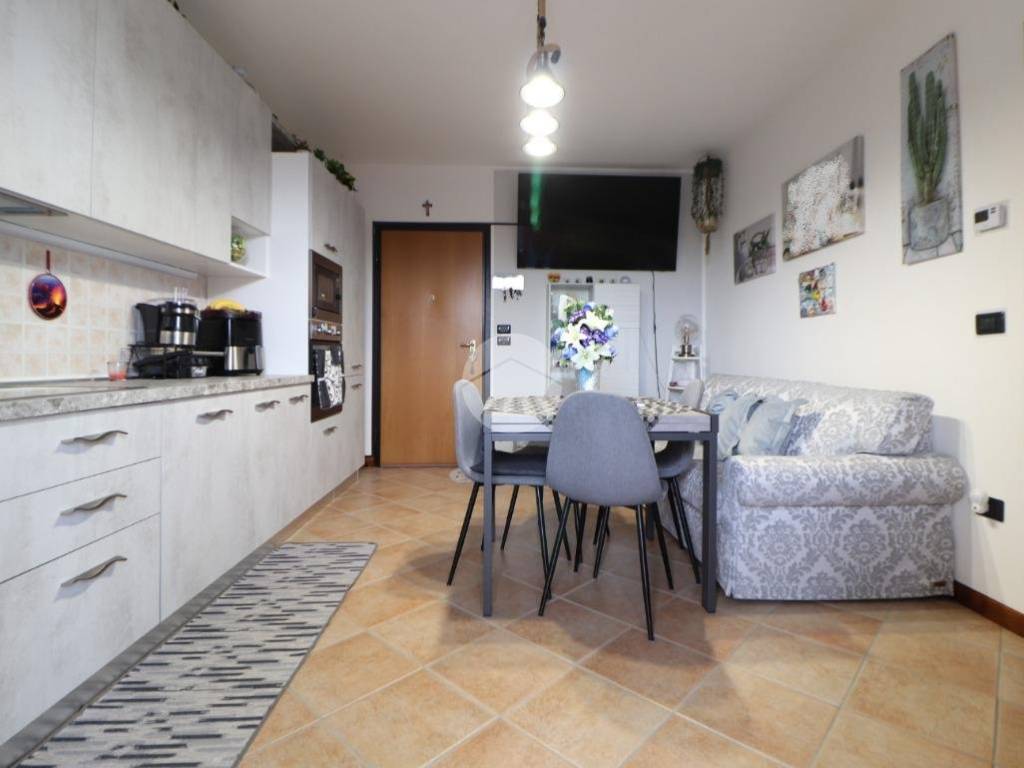 appartamento in vendita a Mantova in zona Cittadella