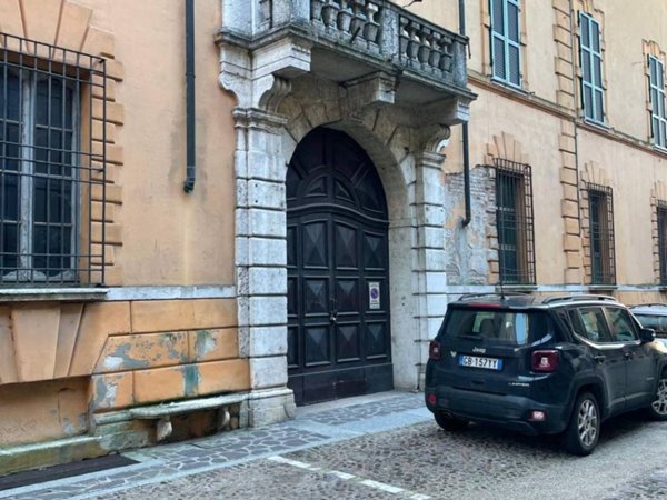 intera palazzina in vendita a Mantova in zona Centro Storico