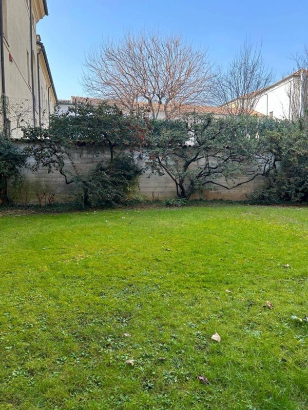 appartamento in vendita a Mantova in zona Centro Storico