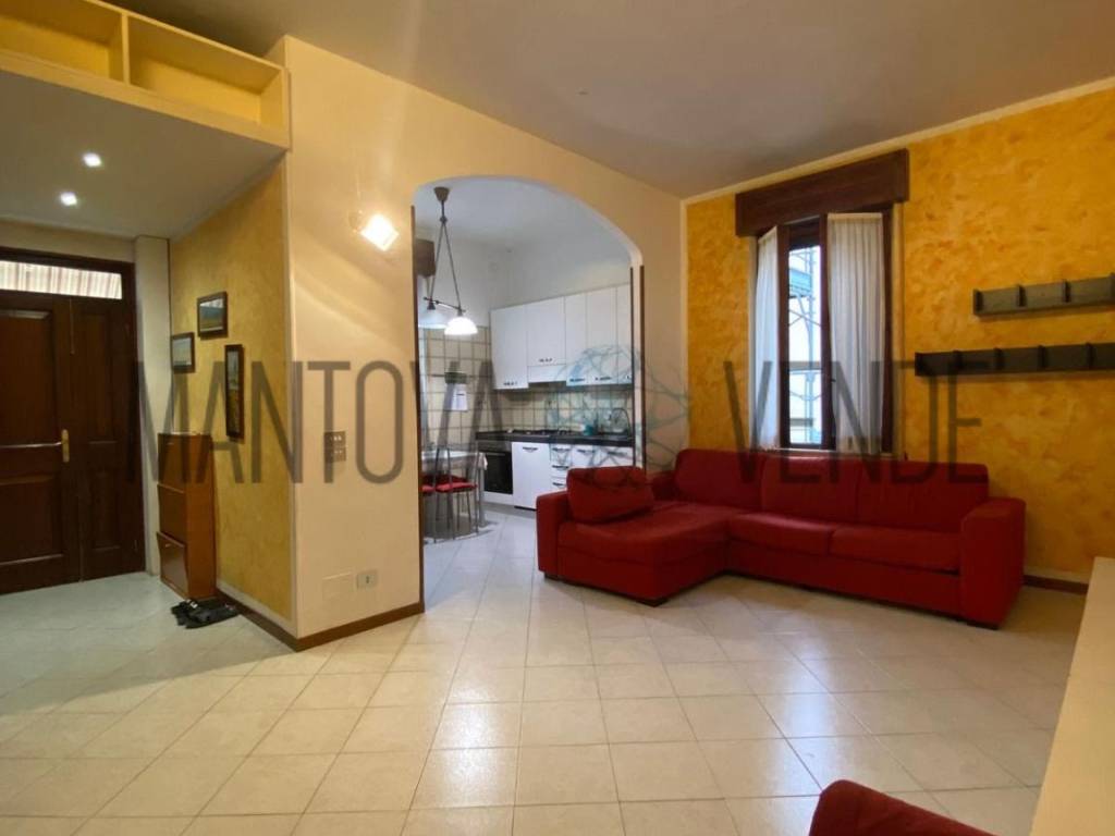 appartamento in vendita a Mantova in zona Strada Dosso del Corso