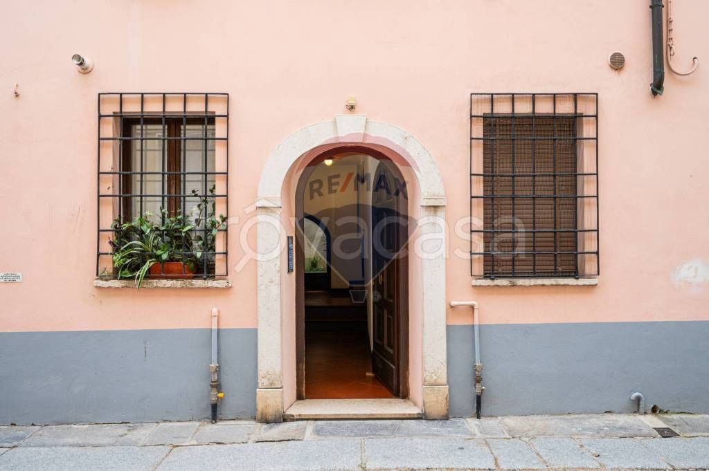 appartamento in vendita a Mantova in zona Centro Storico