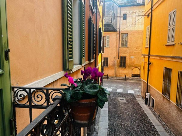 casa indipendente in vendita a Mantova in zona Centro Storico