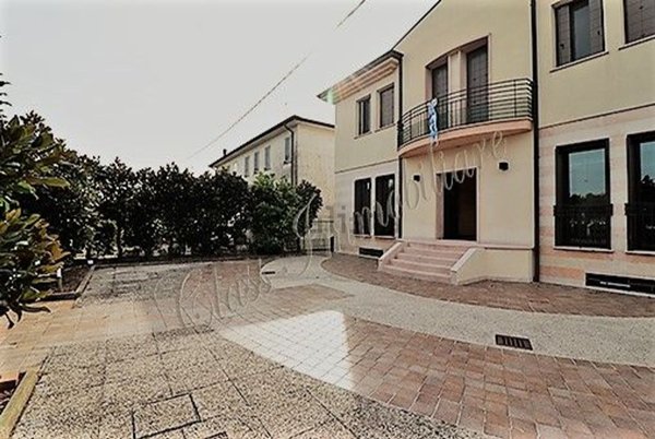 appartamento in vendita a Mantova in zona Centro Storico