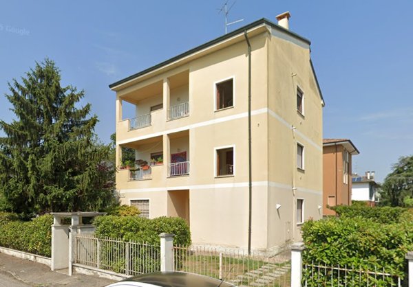appartamento in vendita a Mantova in zona Gambarana