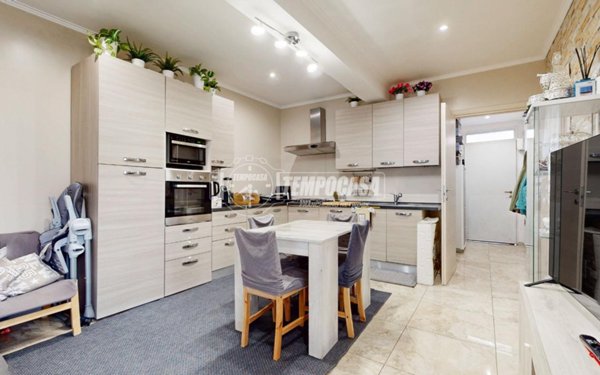 casa indipendente in vendita a Mantova in zona Cittadella