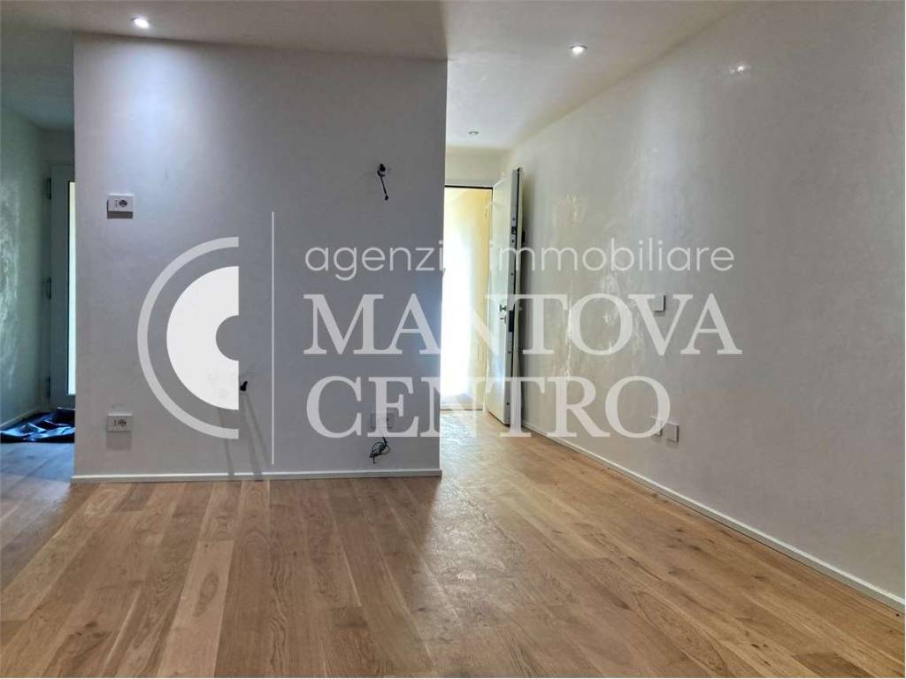 appartamento in vendita a Mantova in zona Centro Storico