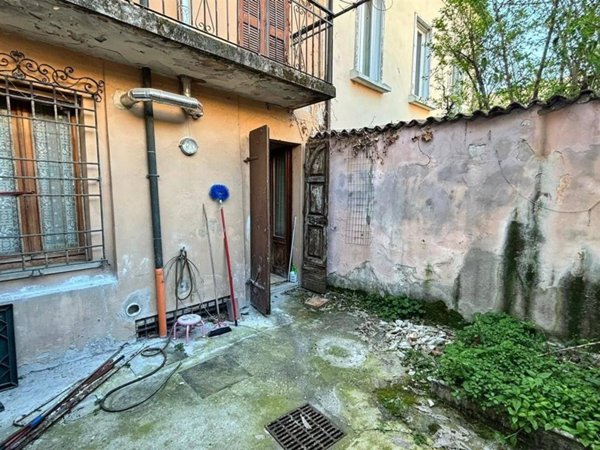 casa indipendente in vendita a Mantova
