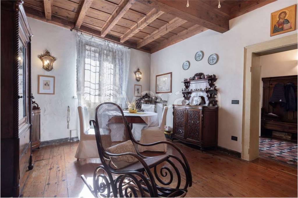 casa indipendente in vendita a Mantova in zona Centro Storico