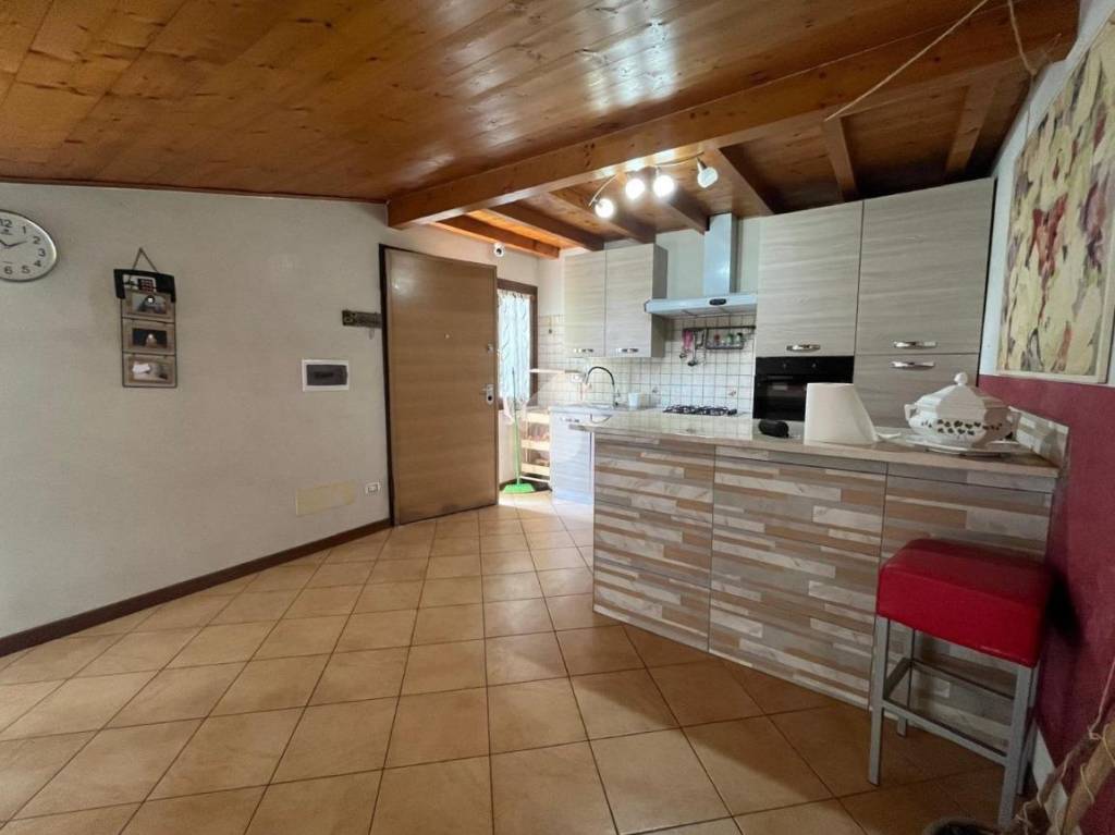 appartamento in vendita a Mantova in zona Frassino