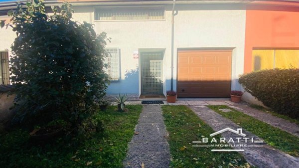 casa indipendente in vendita a Mantova in zona Porto Mantovano