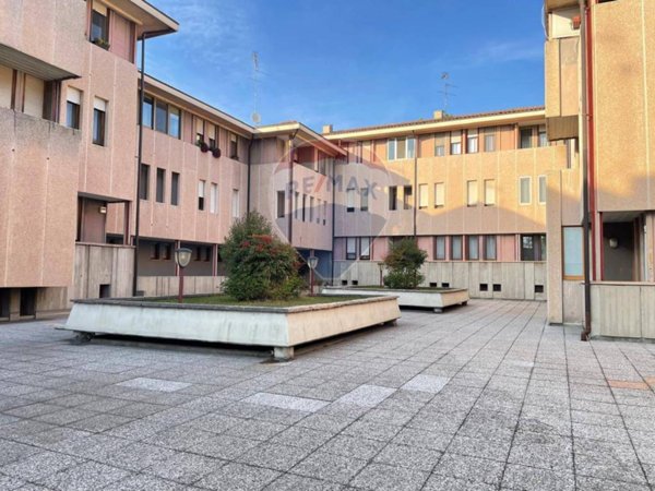 appartamento in vendita a Mantova in zona Borgo Castelletto