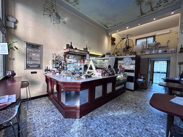 negozio in vendita a Mantova