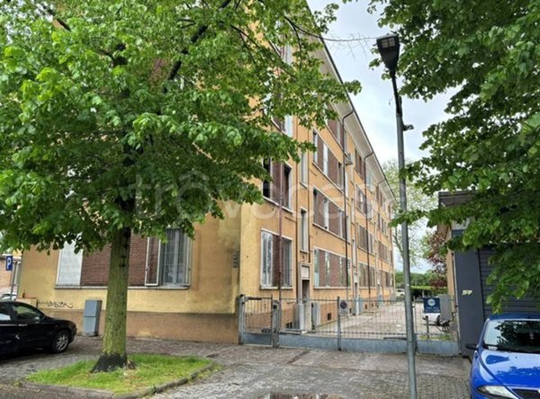 appartamento in vendita a Mantova in zona Viale Risorgimento