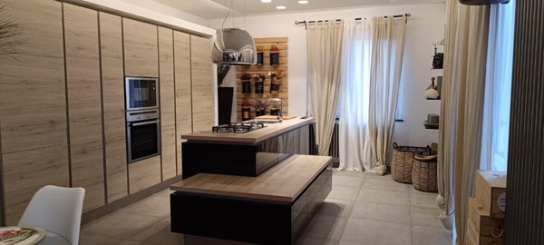 casa indipendente in vendita a Mantova in zona Castelnuovo