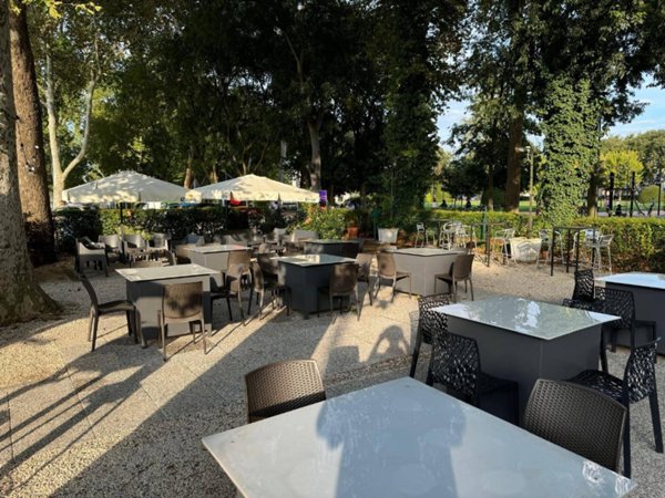 negozio in vendita a Mantova in zona Centro Storico