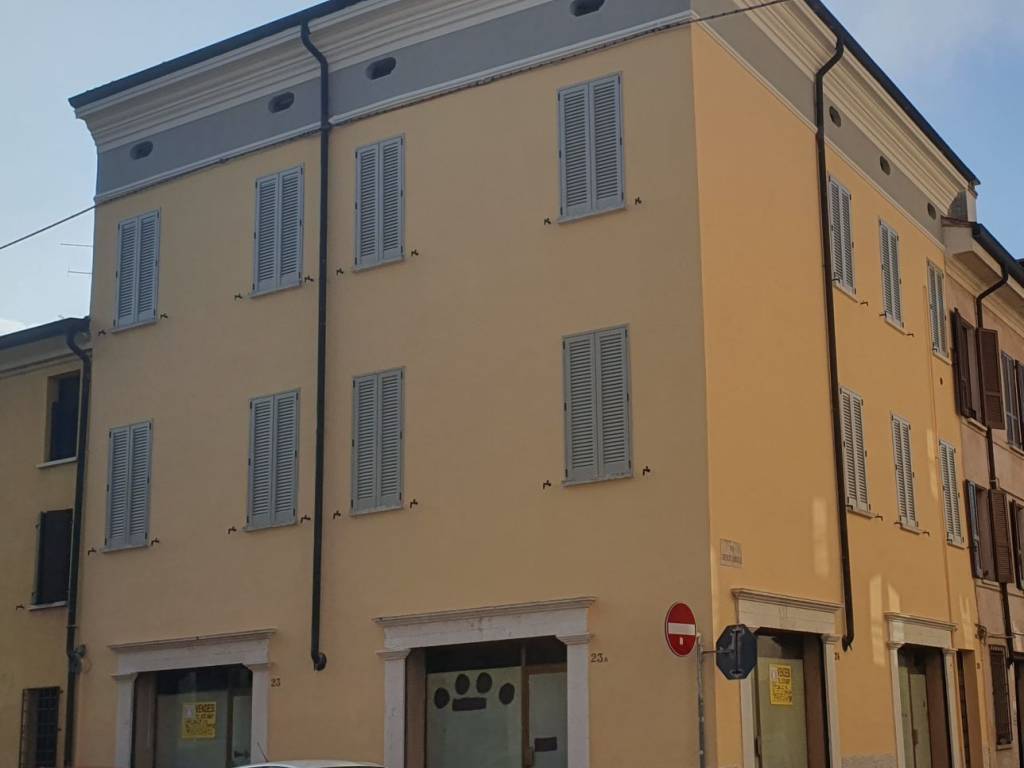 casa indipendente in vendita a Mantova