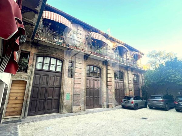 appartamento in vendita a Mantova in zona Centro Storico