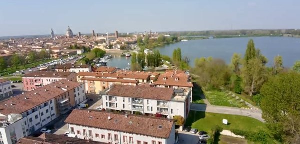 appartamento in vendita a Mantova in zona Centro Storico