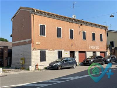 casa indipendente in vendita a Mantova in zona Centro Storico