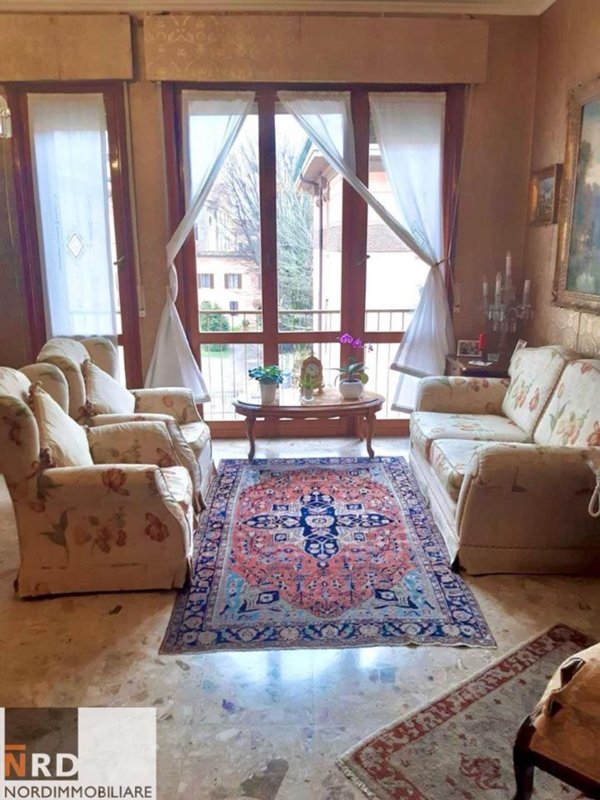 appartamento in vendita a Mantova in zona Corso Vittorio Emanuele II